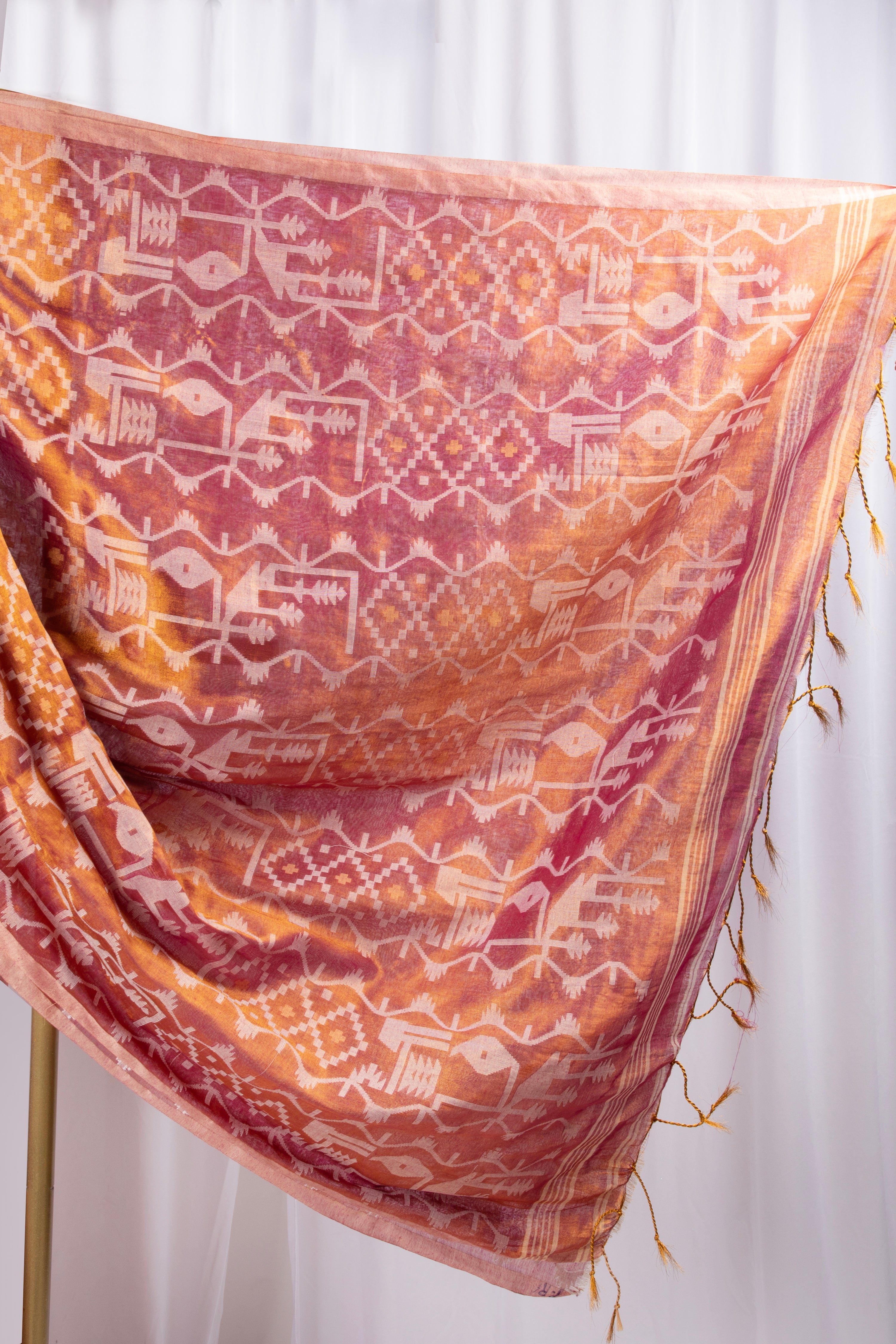 Dual tone cotton tissue saree