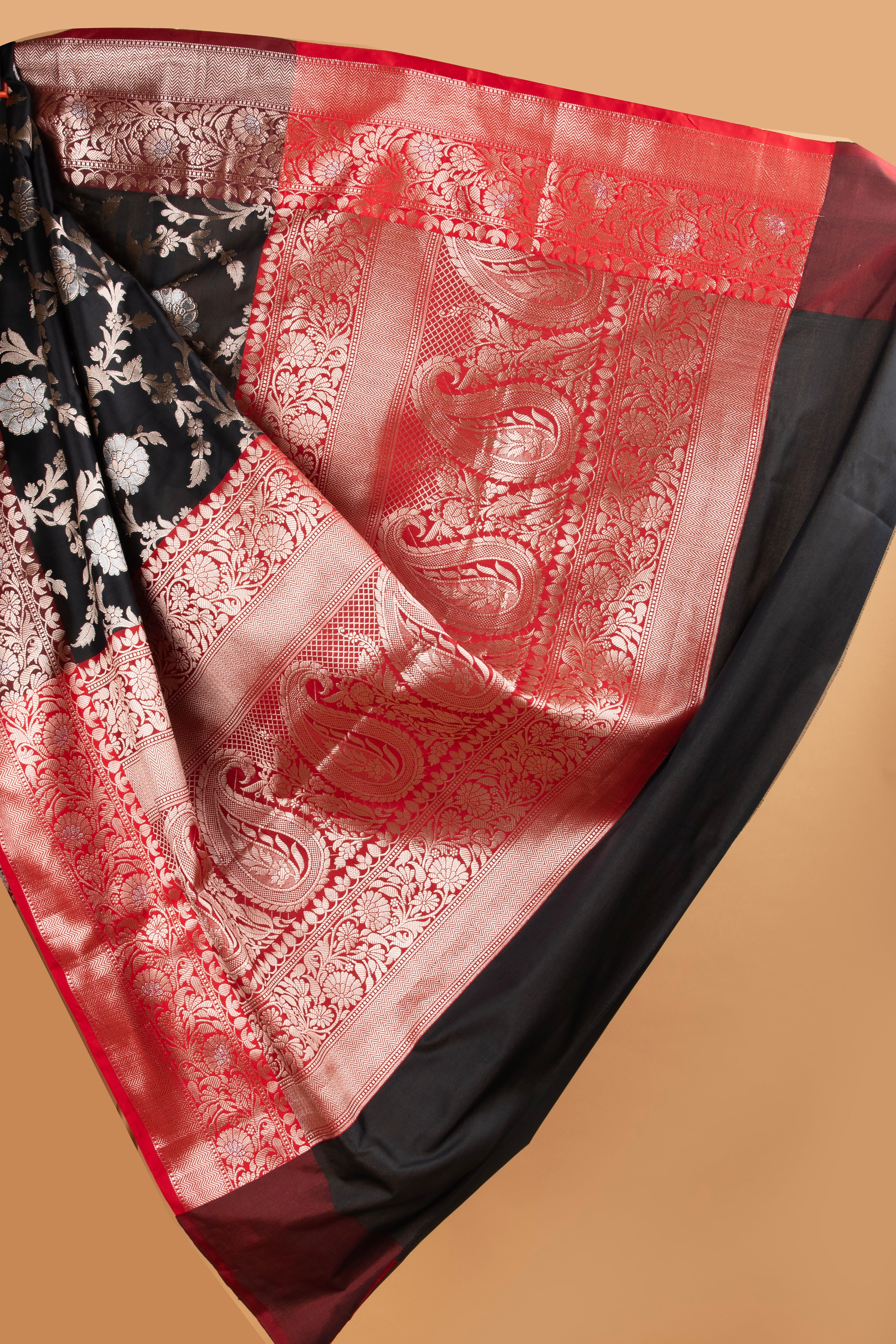 Black benarasi with all over jaal design