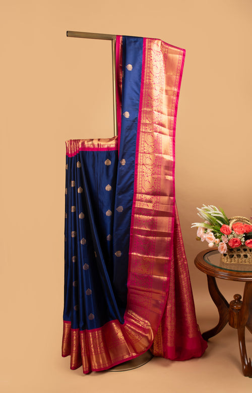 Blue and pink buta gadwal