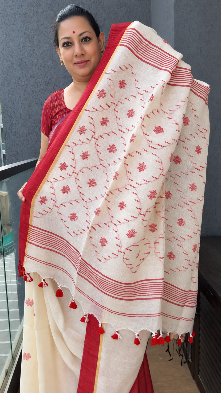 Red & White Linen Saree