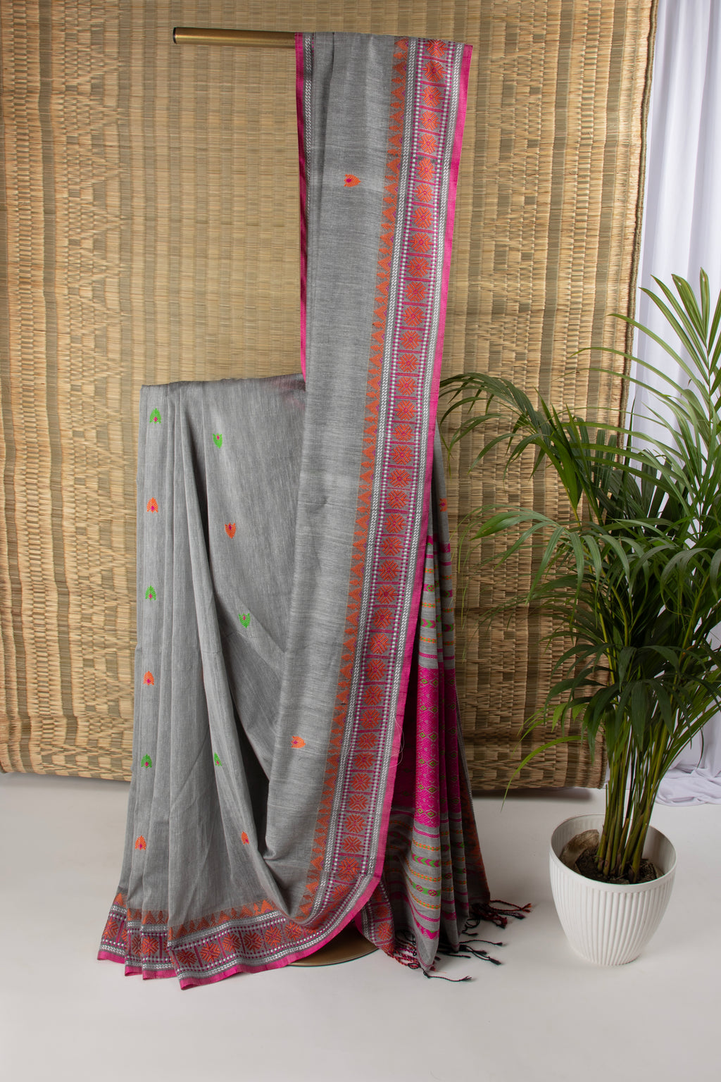 Grey and pink saree with butas