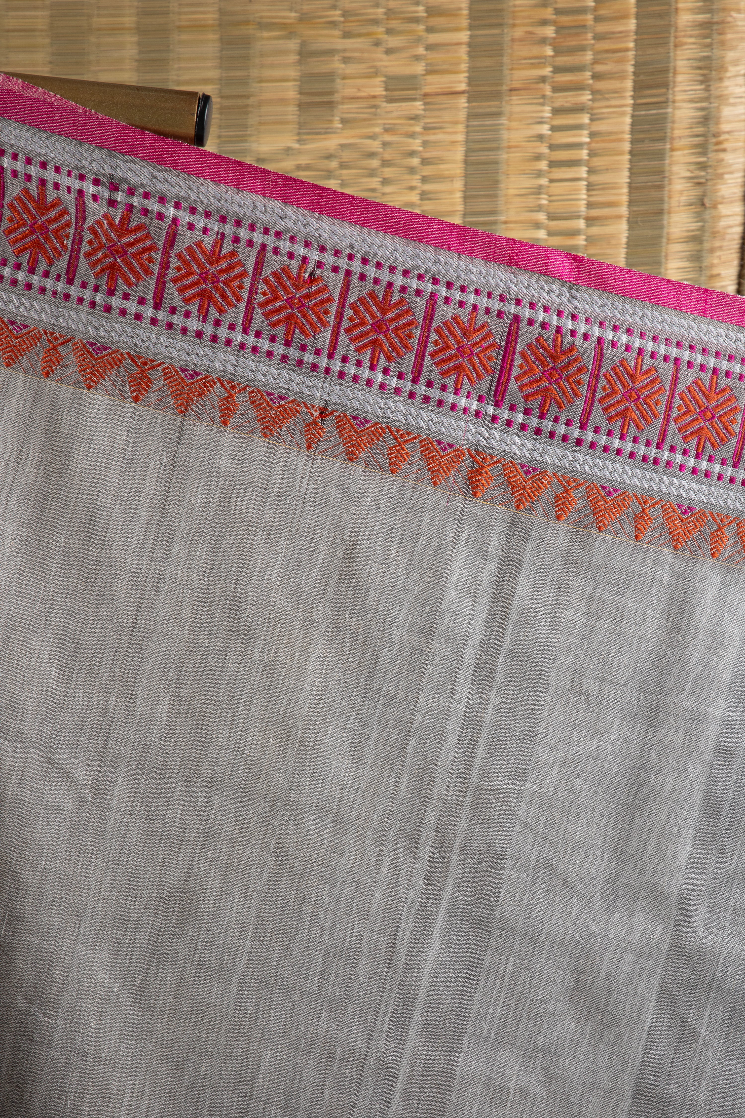 Grey and pink saree with butas