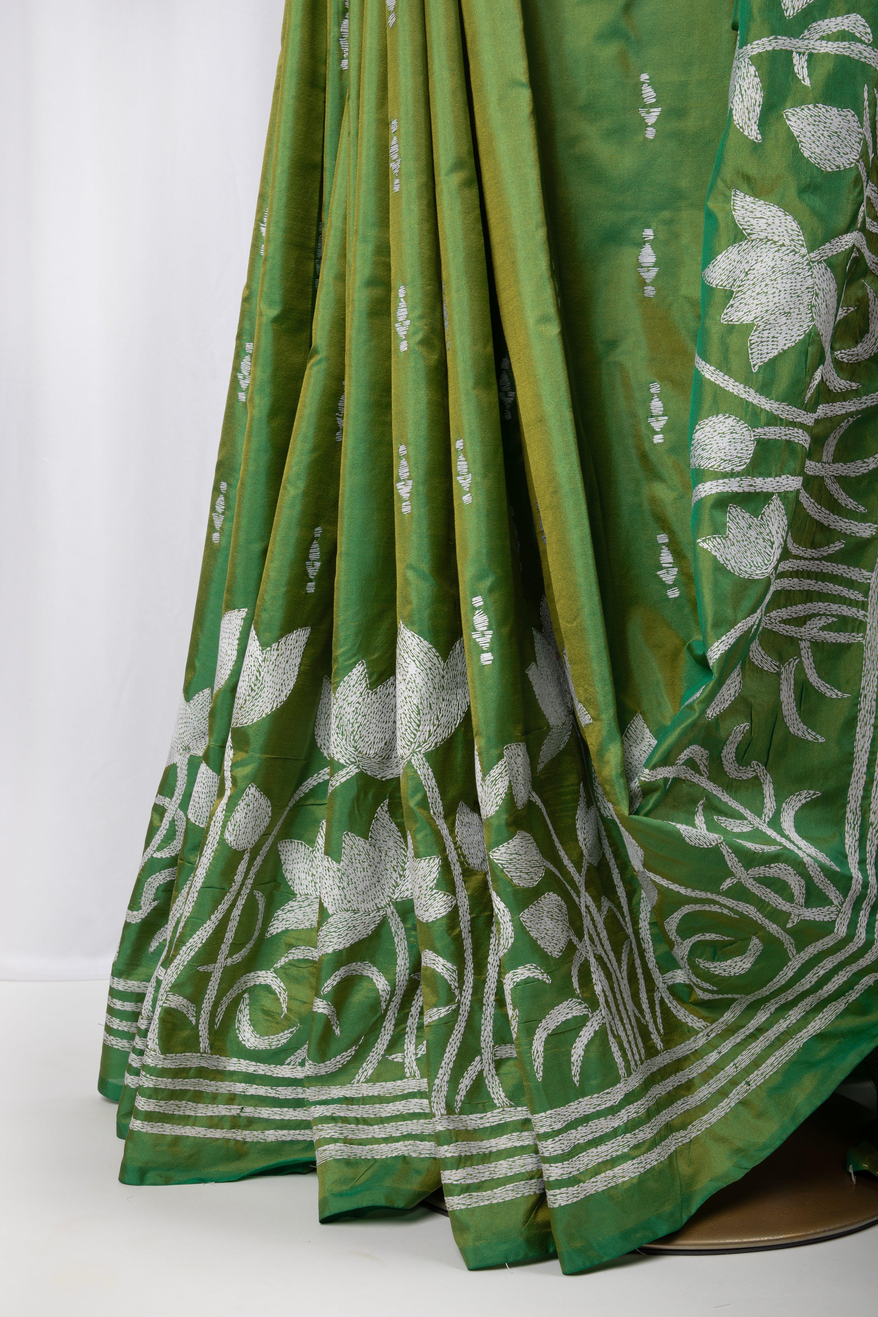 Dual shade kantha stitch saree in blended silk