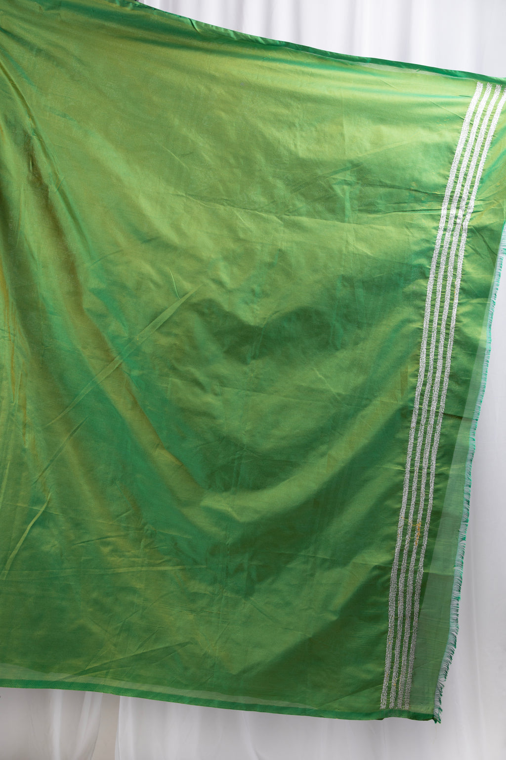 Dual shade kantha stitch saree in blended silk