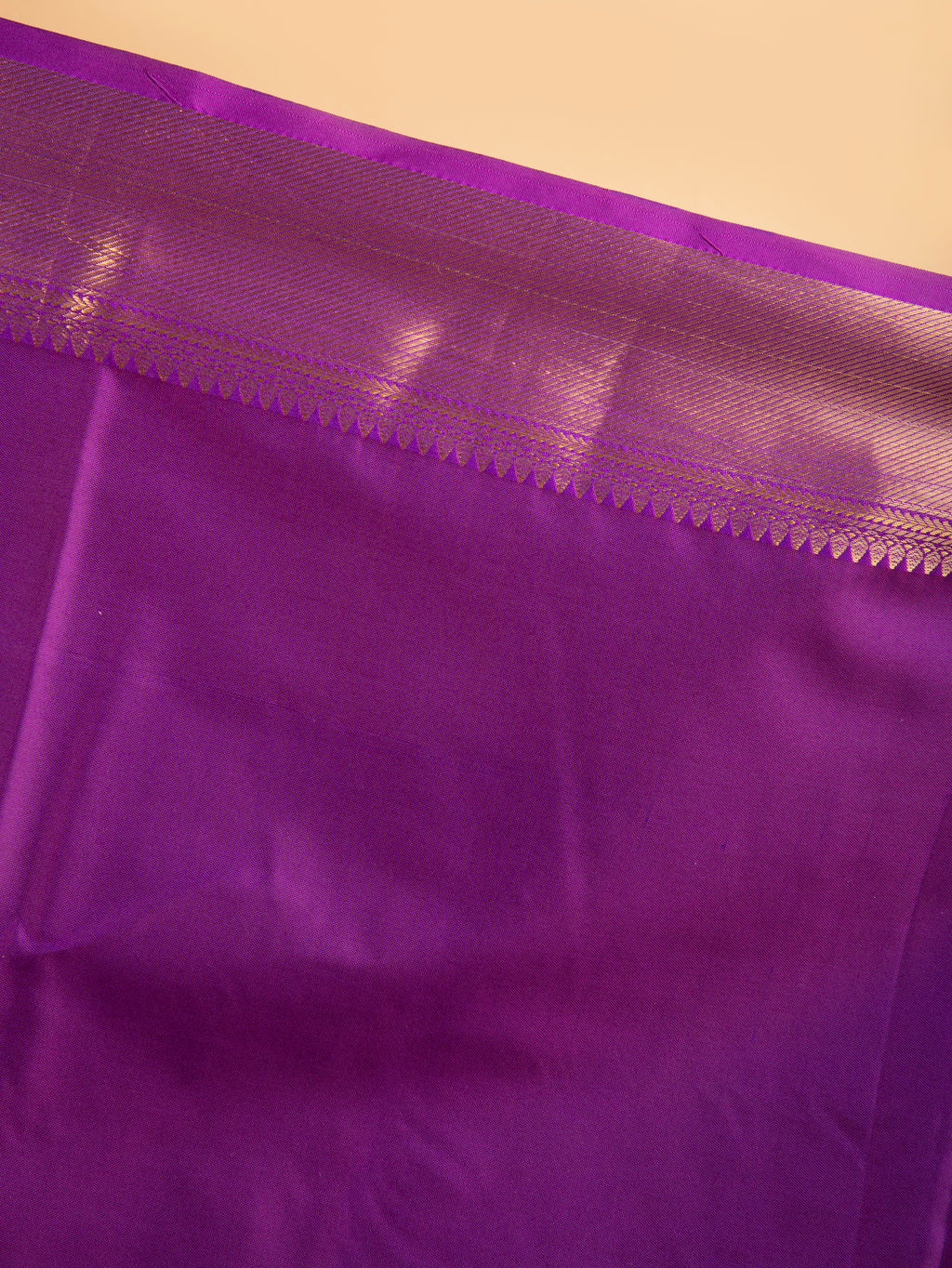 Dual shade lavender gadwal saree