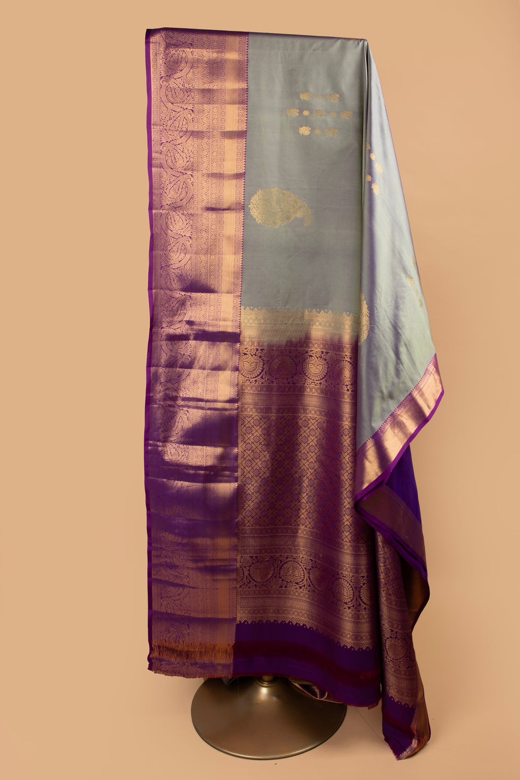 Dual shade lavender gadwal saree