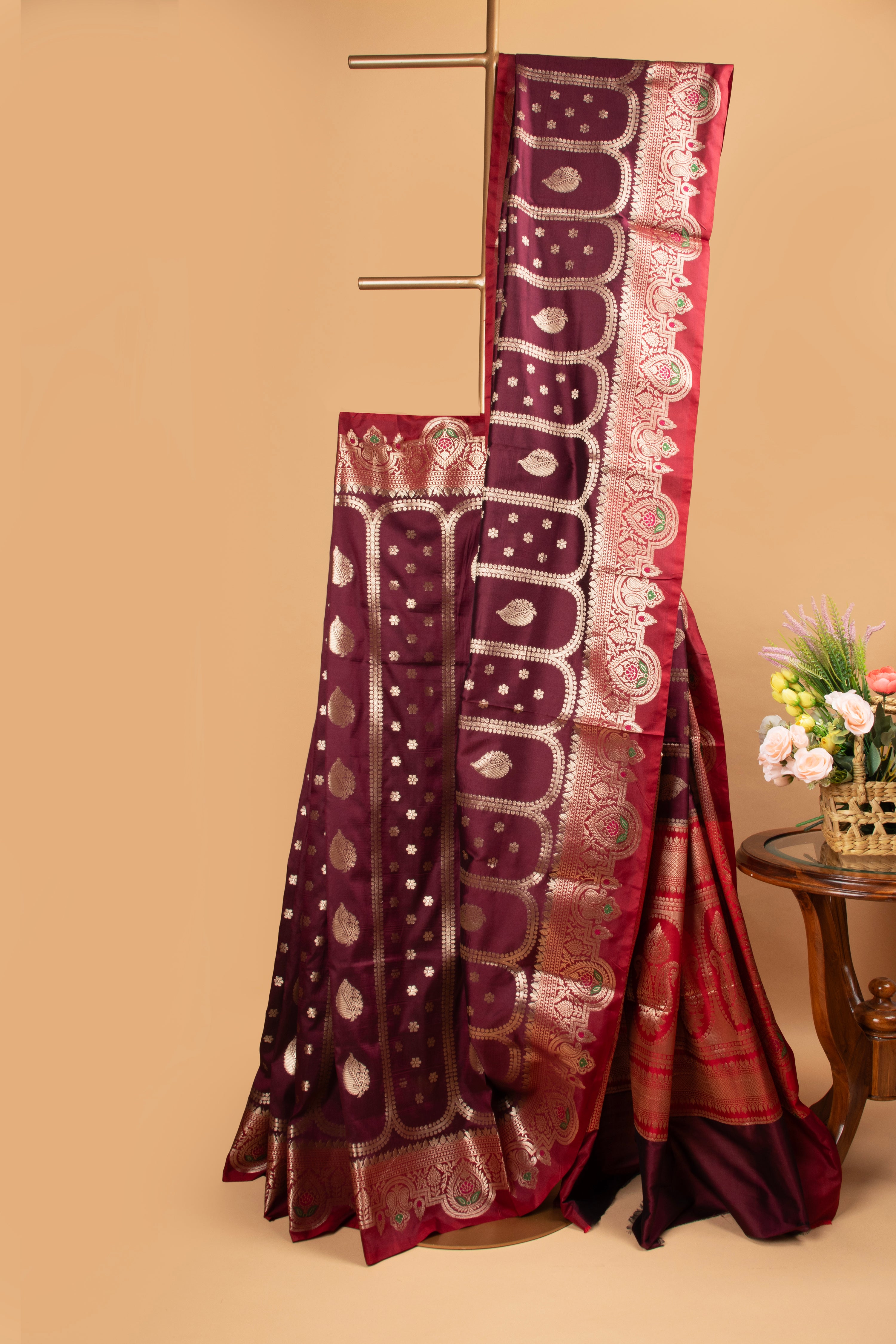 Maroon benarasi