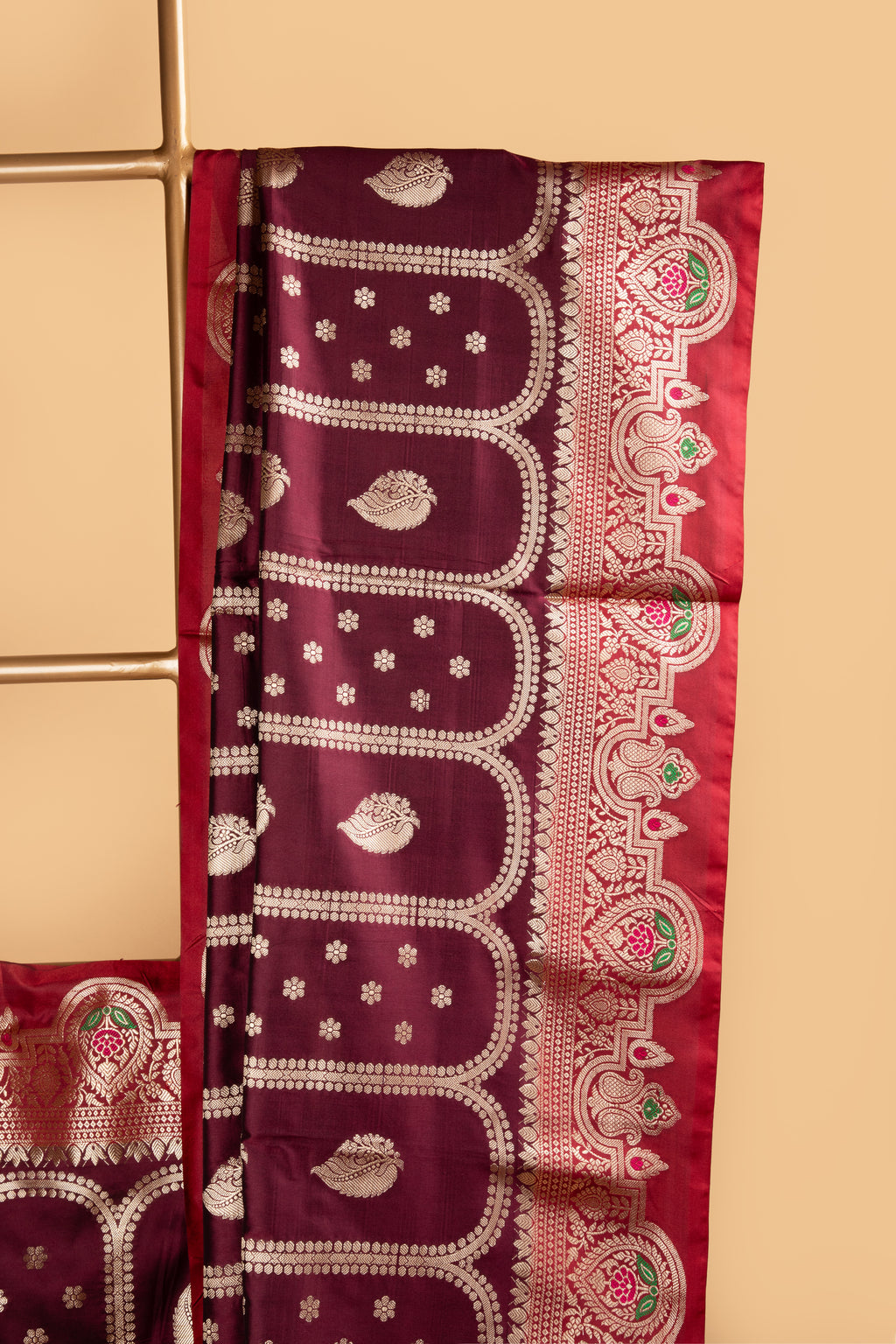 Maroon benarasi