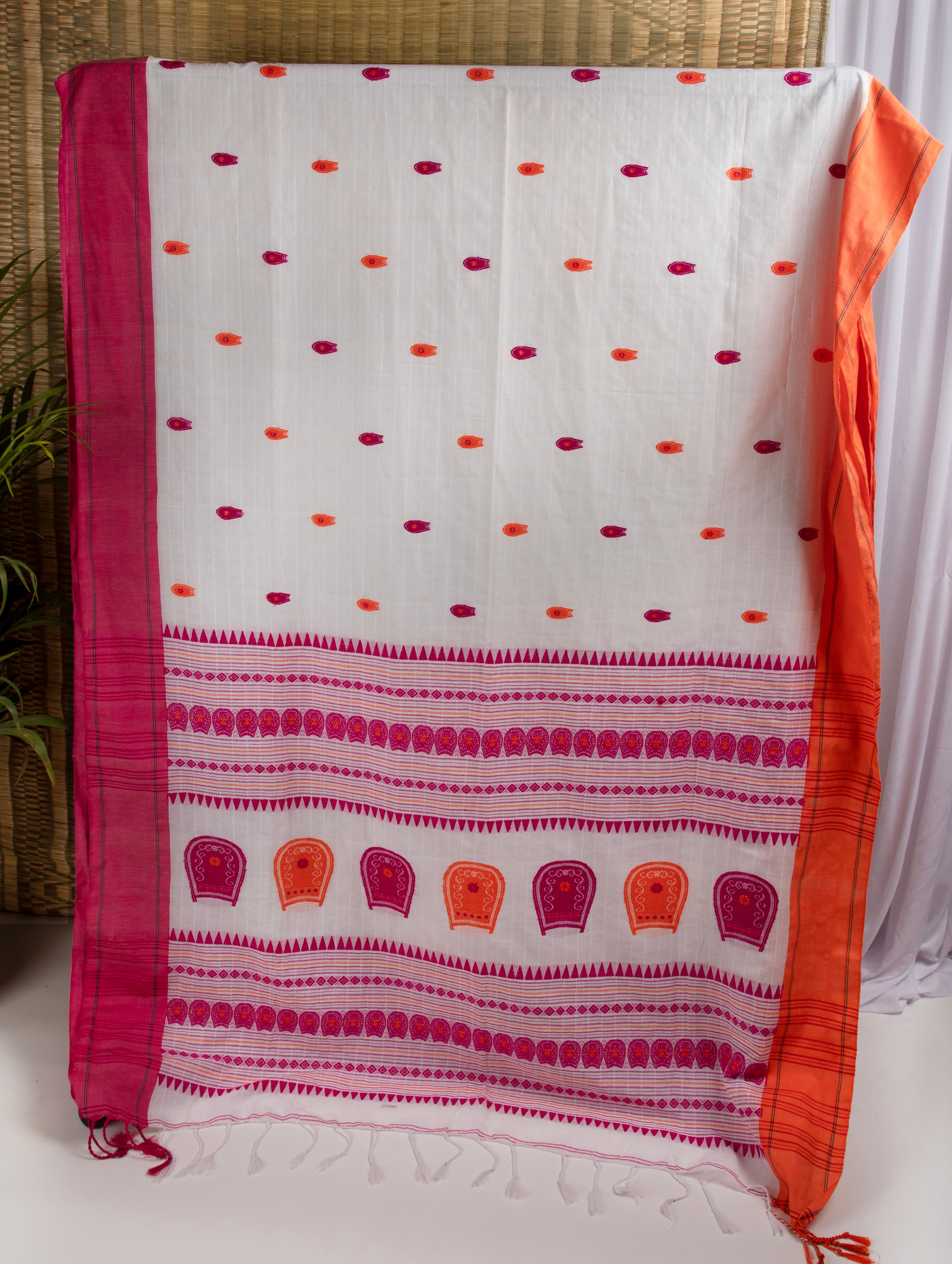 Off white saree with ganga jamuna border
