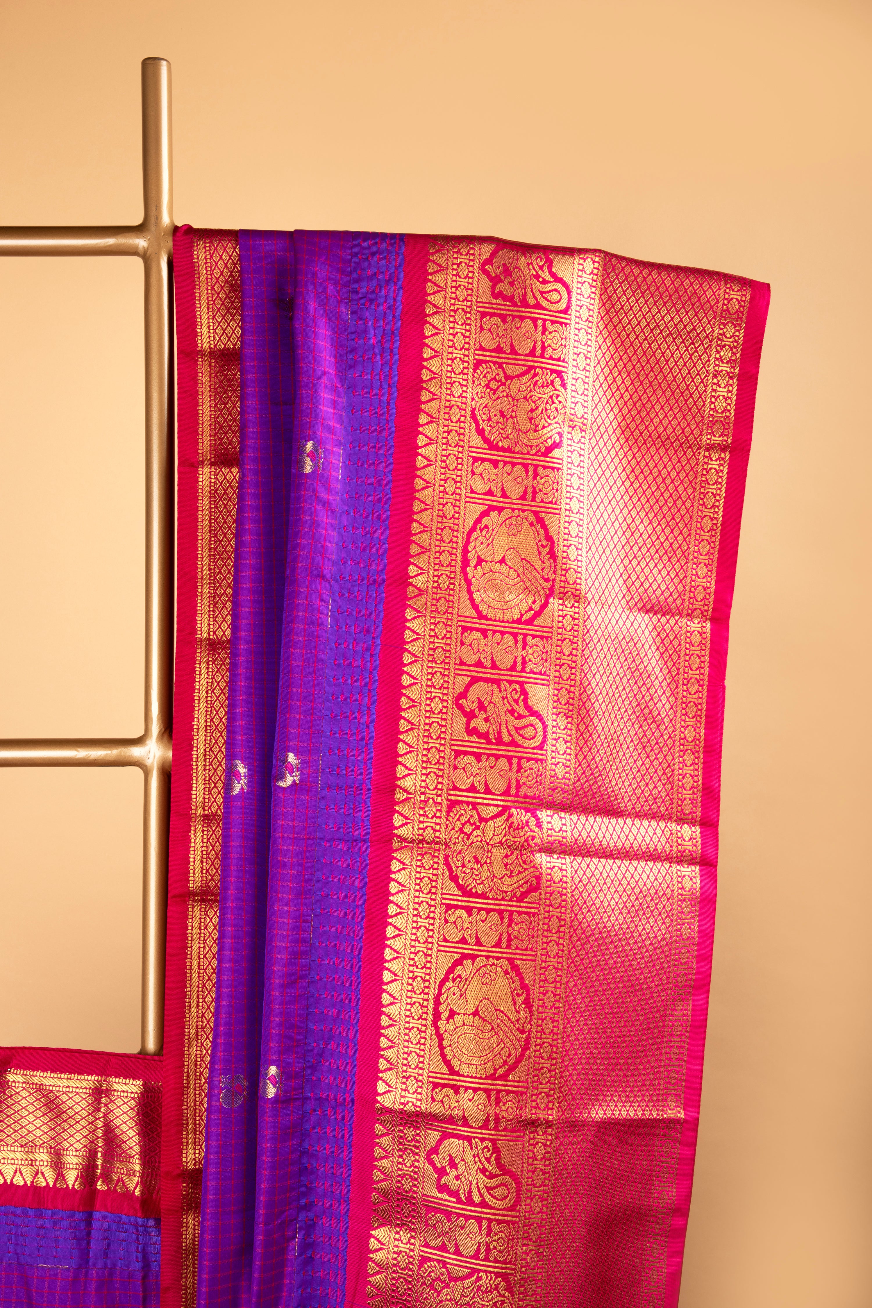 Purple and pink checks gadwal