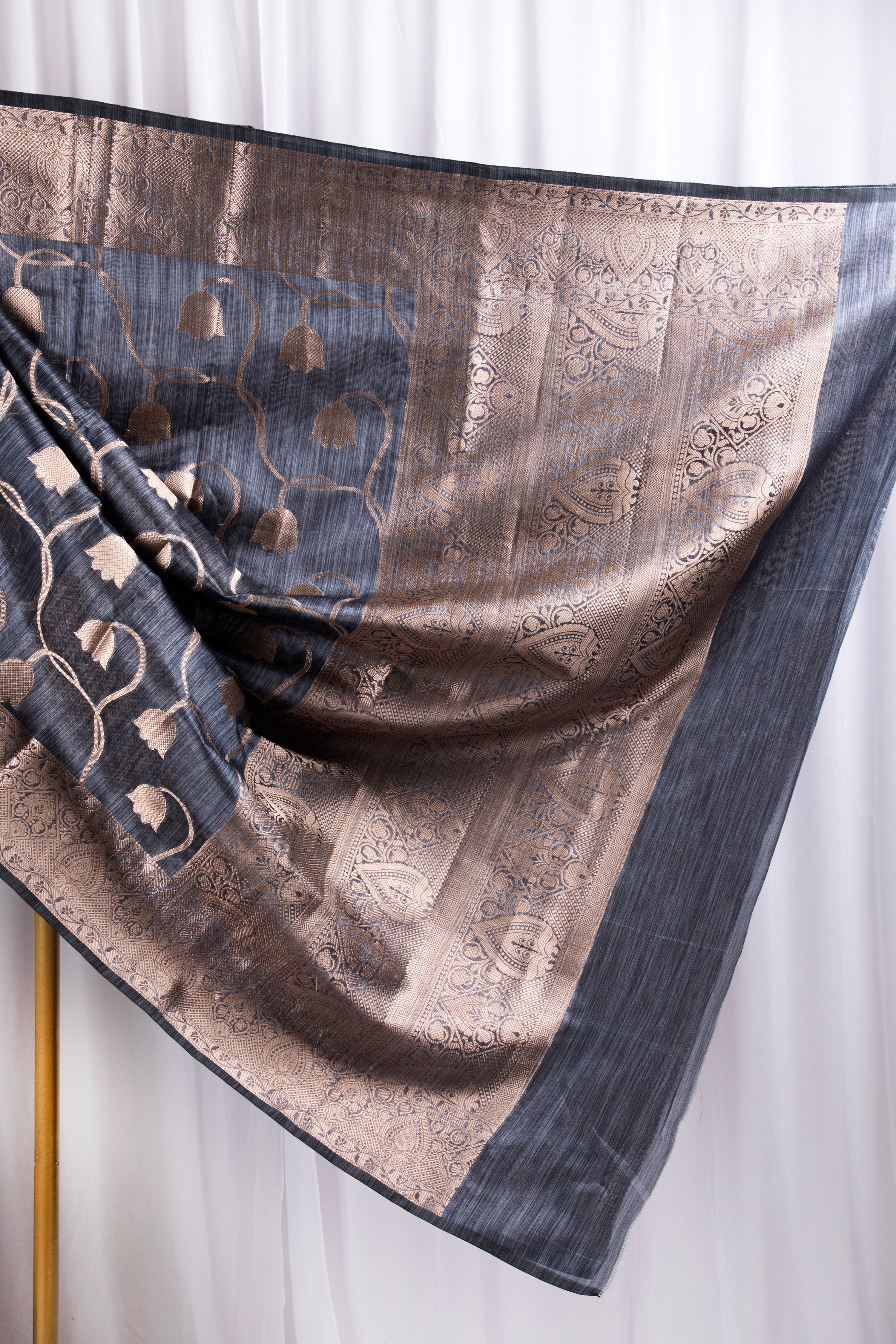 Grey semi tussar benarasi saree with tulip design