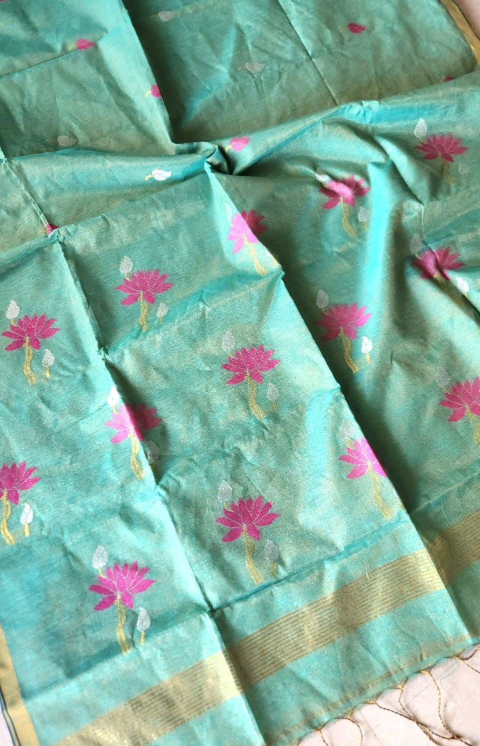 Green tissue linen handloom saree