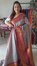 Grey and maroon check gadwal saree