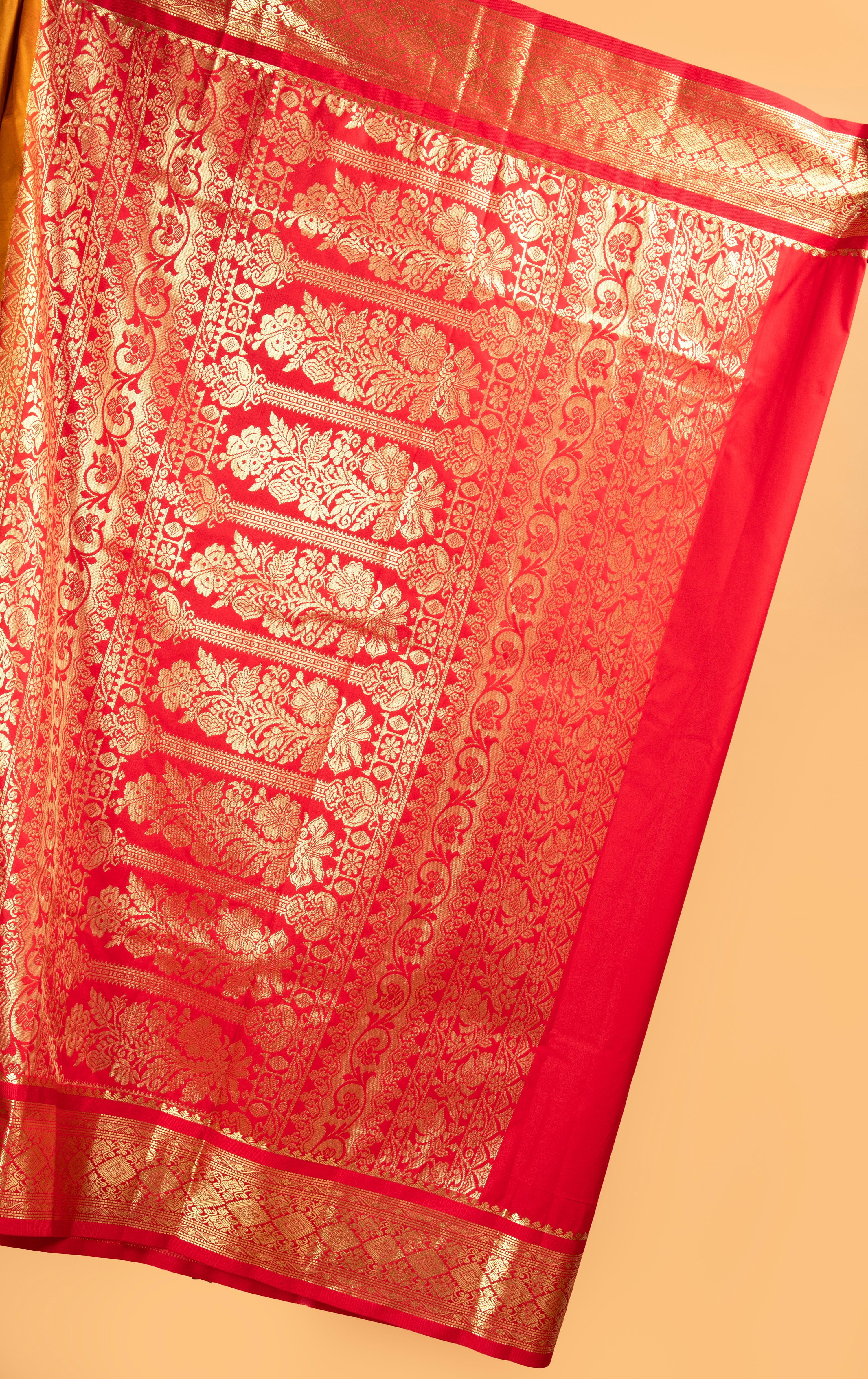 Yellow and red gadwal